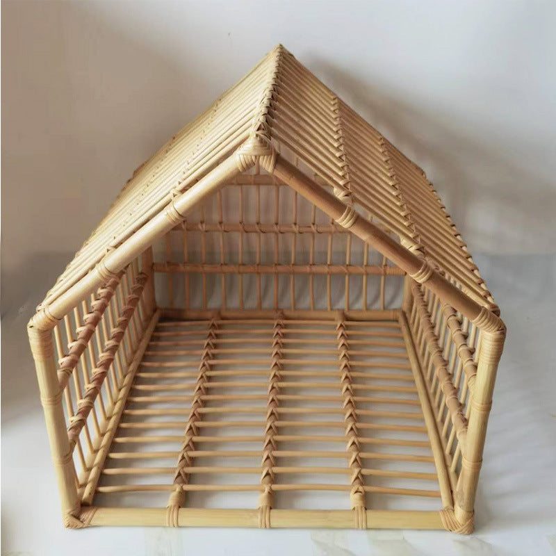 Rattan Cat and Small Dog Shelter