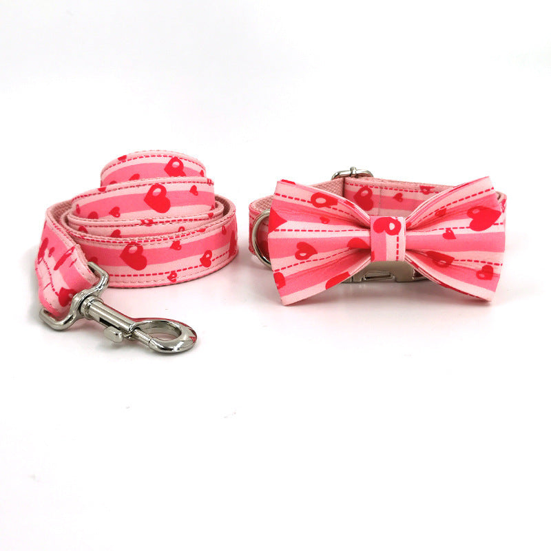 Trendy Heart Print Pet Collar Set